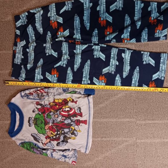 Disney marvel shirt size 2 carters pants size 5 - Picture 9 of 10